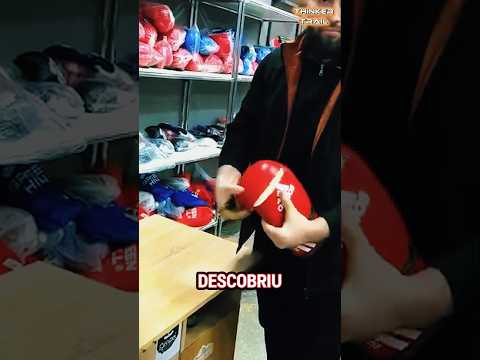 Ele Mostrou Quais Luvas de Boxe Eram Melhores‼️