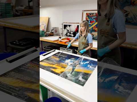 Linen-backing a Back to the Future Movie Poster ๐๏ธ๐ฅ