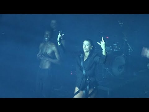 Sevdaliza - Hero, Paradiso Noord 04-12-2017, full set pt. 7