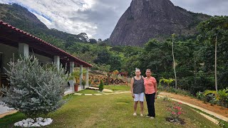 EM APENAS 1 ANO ELA TRANSFORMOU O QUINTAL ROCHOSO EM UM PARAÍSO! 