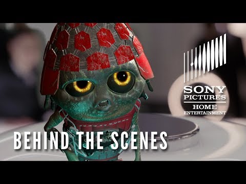 Men in Black: International -  Behind the Scenes Clip - Deleted Scenes: Pawny Holds Court