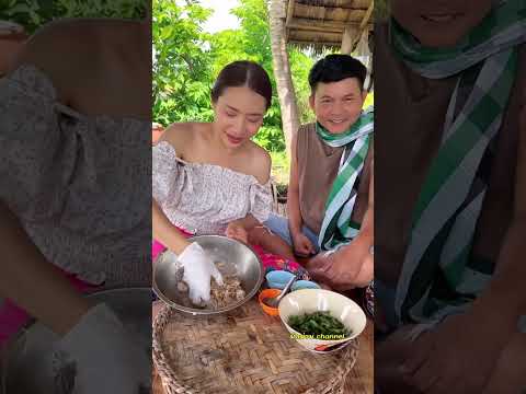 ยำไก่สูตรเวียดนาม กินเล่นก็อร่อย