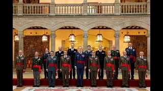 Su Majestad el Rey recibe en audiencia militar a un grupo de generales de brigada y contralmirantes