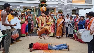 రాకేష్ బోనం అన్న గాలిలో సత్యాన బోనం చూడండి😱కొండపోచమ్మ జాతర🙏😍| kondapachamma Jatara Rakesh Bonam Anna