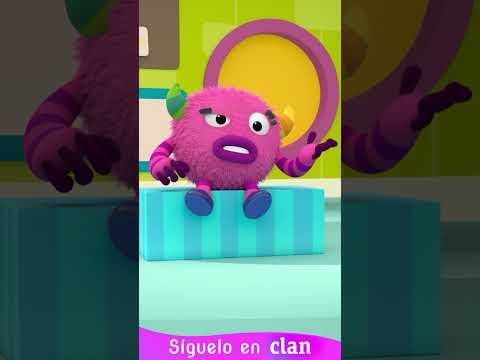 La cajas no se mueven solas... o sí 🤔😂 #regalo #Momonsters #Clan #TVE