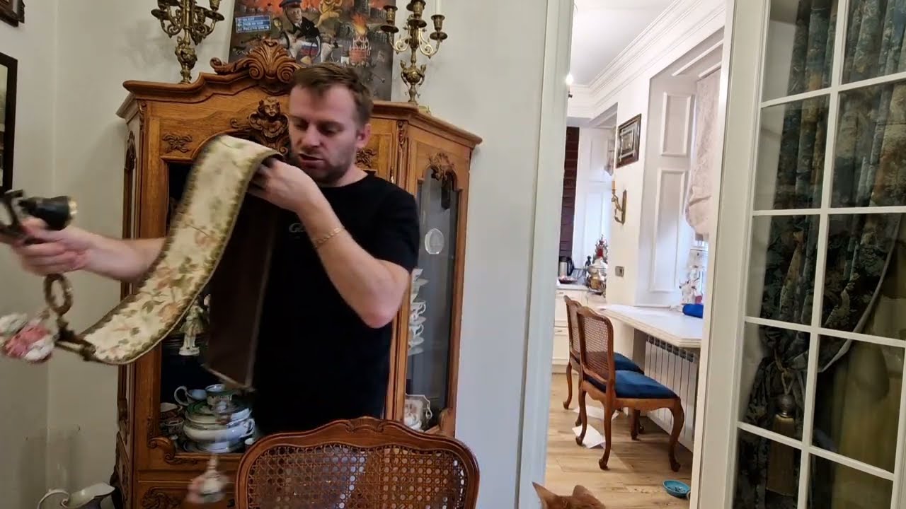 Расставляю в квартире вещи
