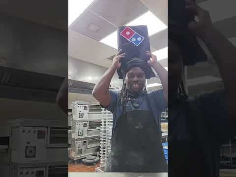 PREPARA LA PIZZA SIN VER #shortvideo #curiosidades #viralvideo