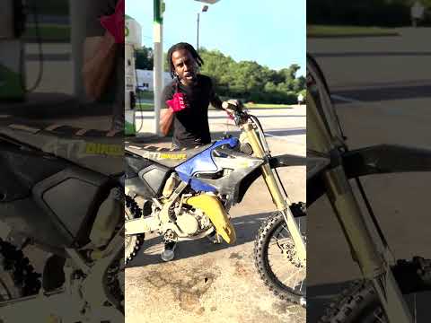 THIS IS HOW TO MIX GAS IN A 2 STROKE