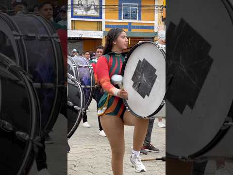 Eliana Bombista ❇️❤️ #desfile #bastoneras #baile #cultura