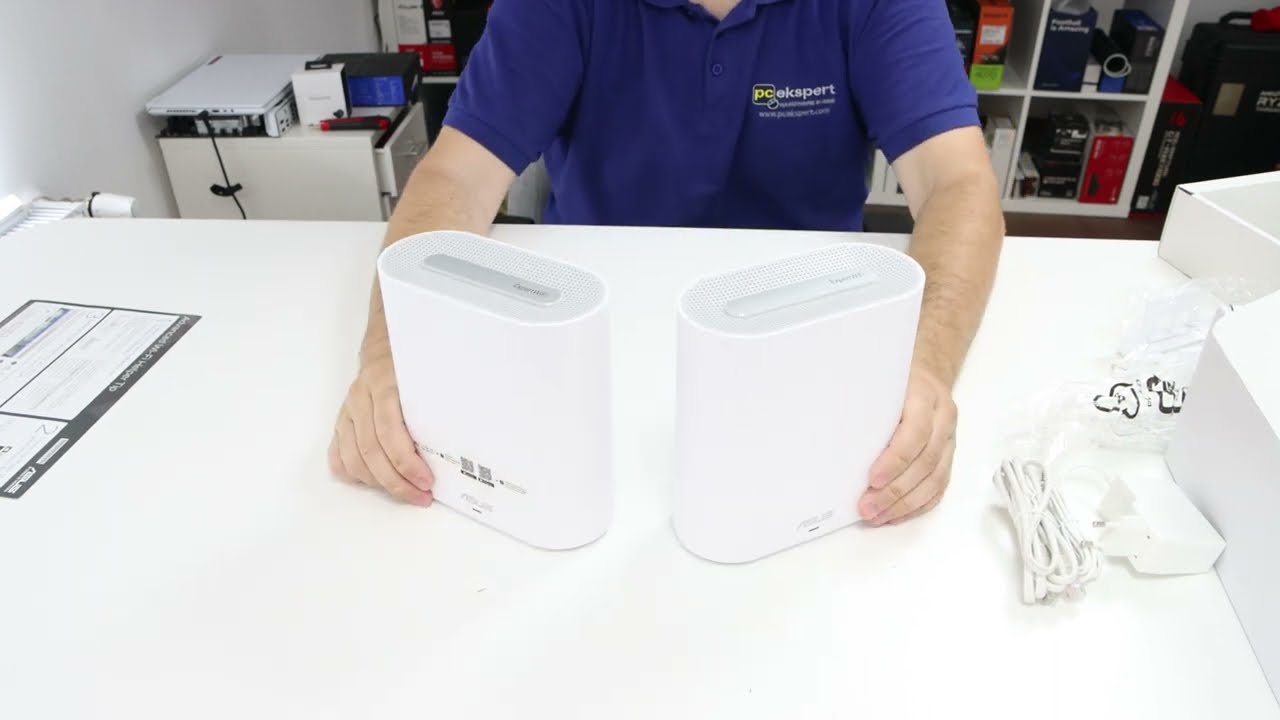 Unboxing and components of the Xiaomi Mesh System AX3000, which