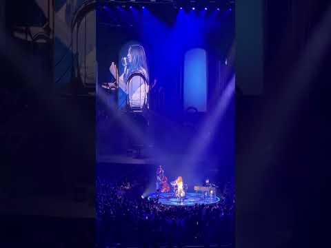 Laufey - Fragile (jazz version) live @ San Francisco 9/30/25 A Matter of Time Tour #laufey