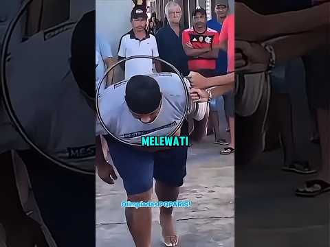 Sirkus jalanan melompati ring