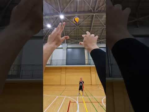 PEPPERING in JAPAN🇯be LIKE👆 #volleyball #voleibol #haikyuu #バレーボール #ハイキュー #beachvolleyball