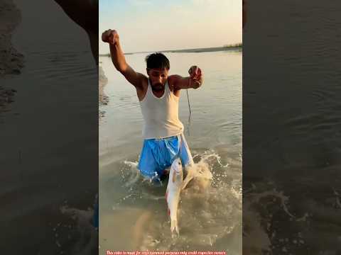 लड़के के कांटे में फंसी बहोत बड़ी मछली 🤯@souravjvlogs @MRINDIANHACKER @CrazyXYZ