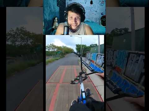 Salto de BMX sobre BMW 🚙 #bmx #mtb #mtblife #bike #bikelover #shorts
