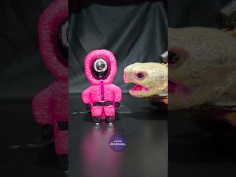 Squid Game ASMR Mukbang Eating Pink Guard 🩷 Turtle Tortoise