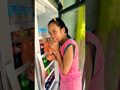 พี่เหนือ แอบกินอะไรอ่ะ..‼️🤣🤣 #shorts #funny #comedy #cute #ตลก | พี่เหนือน้องนารา
