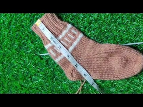 Designer baby booties, socks,shoe,mouze in very easiest way.बच्चे की गर्म जुरावें।।