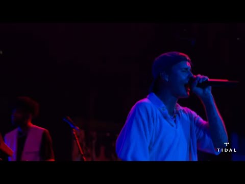 Justin Bieber - Hold Tight  (Made In America Festival 2021)