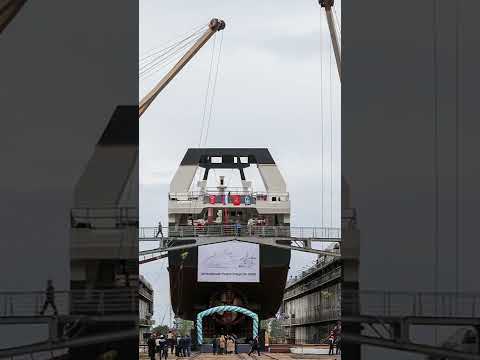 В Петербурге спущен на воду высокотехнологичный траулер Капитан Брейхман