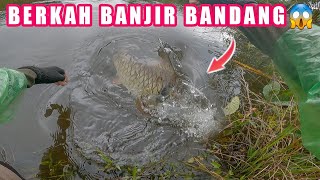 NGERI !! MANCING SAAT BANJIR BESAR, IKAN MONSTER ADA DIMANA-MANA 😱😱