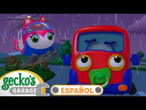 Bebé camión y la tormenta ☔🐸 Garaje de Gecko | Carros para niños | Videos educativos