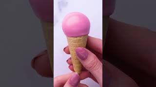 Estos adorables cake pops de helado son el postre perfecto