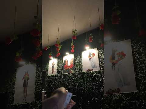 I surprised my daughters with a Grasswall❤️ #diycrafts #fyp #grasswall #hangingflower #momsoftiktok
