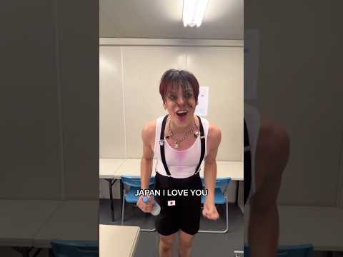 YUNGBLUD - Japan I’m back 🇯🇵🇯🇵🇯🇵 more chaos, more love, more of this energy … #shorts