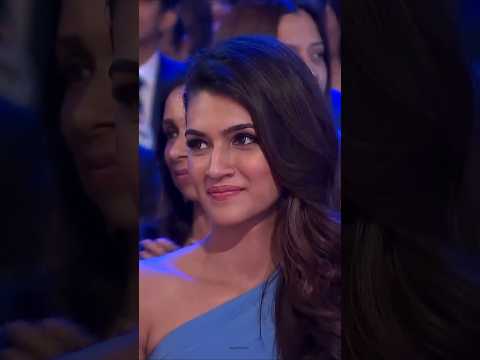 Shah Rukh Khan and kajol dance Filmfare awards #2025#shahrukh_khan#kajol #srk #shortfeed#ytshorts