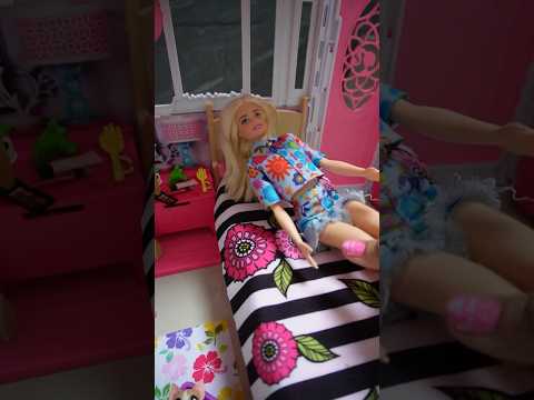 Decoro una Mini Casita para Barbie🏡#barbie #muñecas #muñecasbarbie #decorandocasitas #daailum