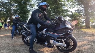 UNE BIMOTA + 2 KAWASAKI H2 = UN COMBO ULTRA RARE !