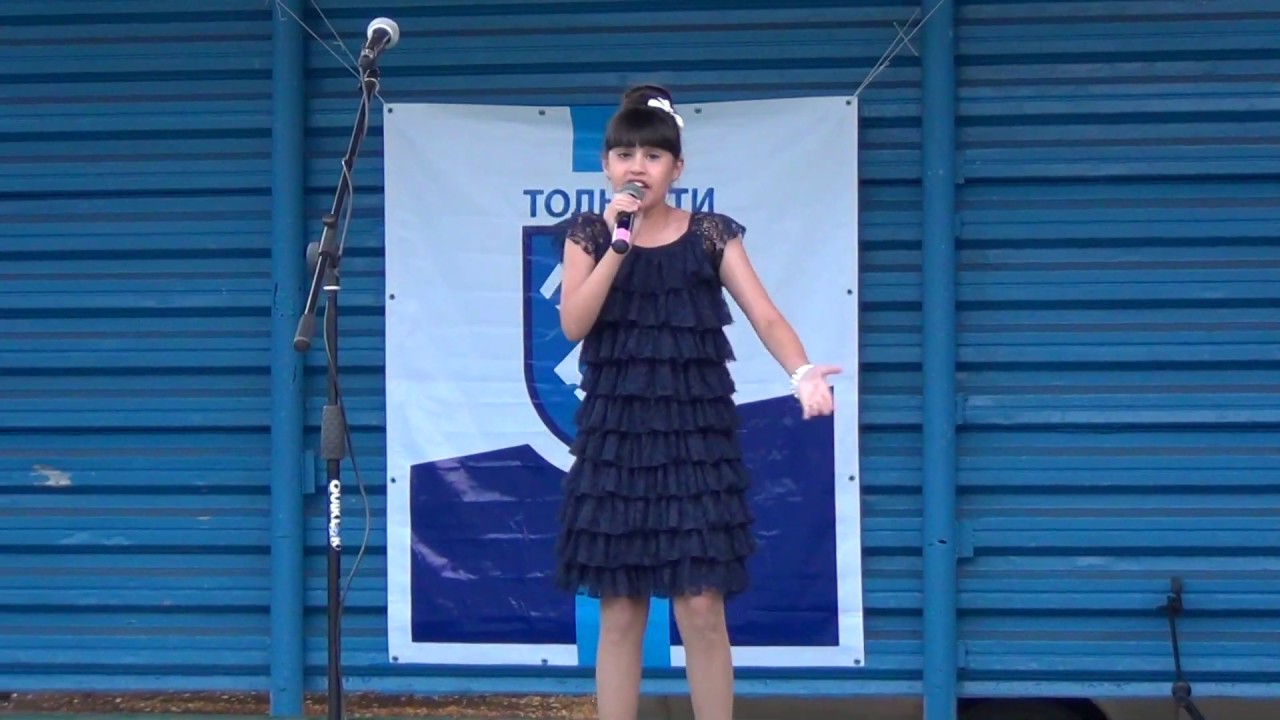 2015. 08. 30. Мальчишка из 8 Б. . г. Тольятти. Концерт Звездный дождь Тольятти