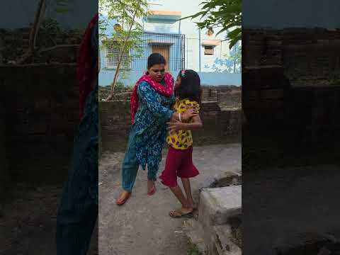Yum Aawaaz Dena me Dodie aaugi#shorts#maa#viral#emotional#funny