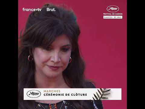 Le jury officiel resplendissant lors de la montée des marches du Festival de Cannes !