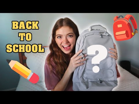 WHATS IN MY BACKPACK 2024