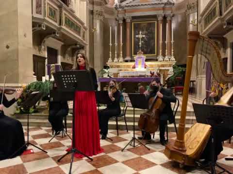 Valentina GiaconiaSoprano