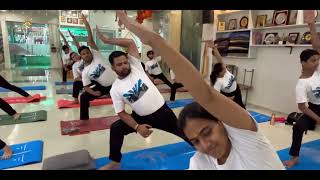 Parsvakonasana | Extended Side Angle Pose with #dhakaramji   #Parsvakonasana #YogaTherapy