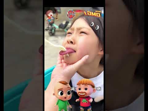 Chiếc lưỡi giả bị đâm khiến Đầu To sợ hết hồn #HoatHinhChoBe #CuoiVuiCungBe #TruyenCuoi #Shorts