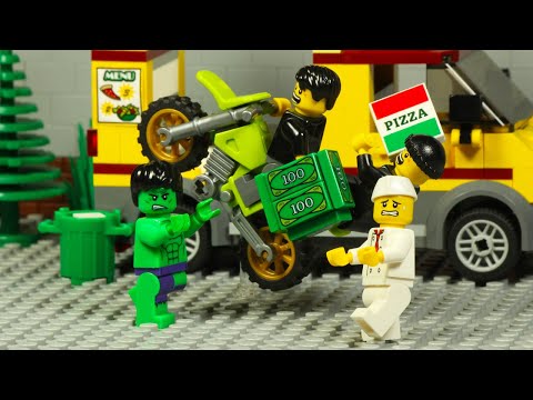 Lego City Pizza Thieves vs The Incredible Hulk!