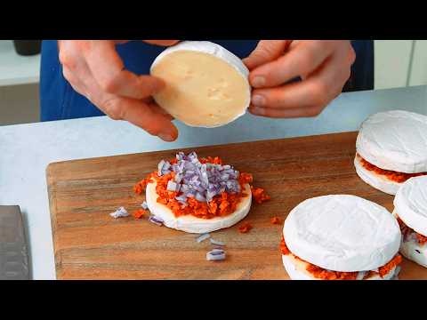 Snack fácil y rápido para fans del pan y el queso I Pan de molde relleno de queso cheddar y brie