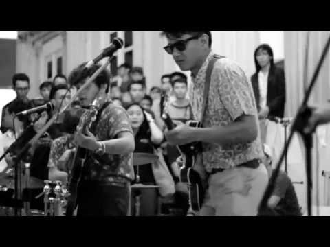 white-shoes-the-couples-company-senandung-maaf-live-at-tahoecoklart-iris-videografi