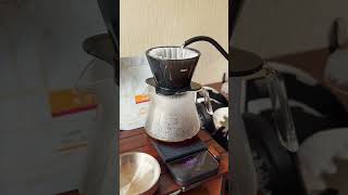 Brewing Coffee with OREA O2 BREWER #coffee #pourover