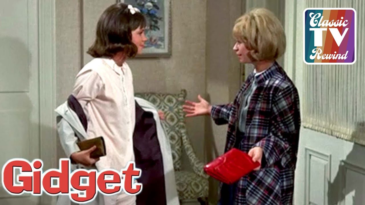 Gidget | Car Shopping In Pajamas?! | Classic TV Rewind