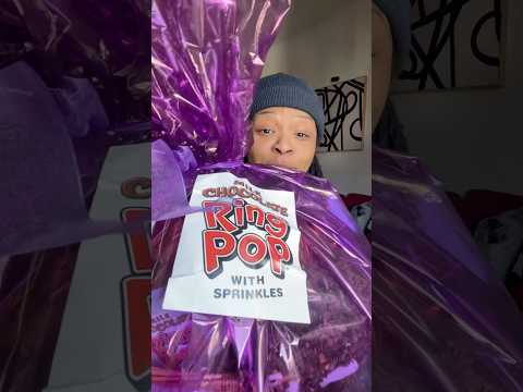 Unboxing the NEW Milk Chocolate Ring Pop with Sprinkles!