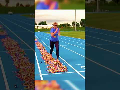 người mẹ phá kỷ lục thế giới chạy trên lego 🏃