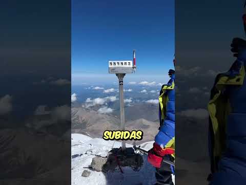 Por que alpinistas puxam a alavanca no topo do Monte Elbrus #shorts