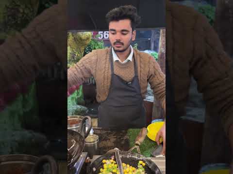 21 Year Old Talented Guy Making Street Style White Sauce Pasta 😳 #shorts