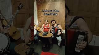 Sweet Maria - Green room vocals! #finland #beer #livemusic #stevenseagulls #tadaaa