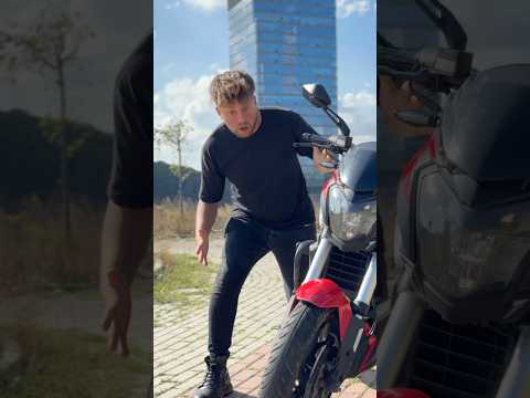 Oyuncak Direksiyon İle Motosikletin Lastiğini Yok Ettim #shorts